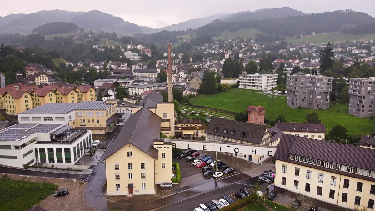 Blick auf das Zentrum von Wald.